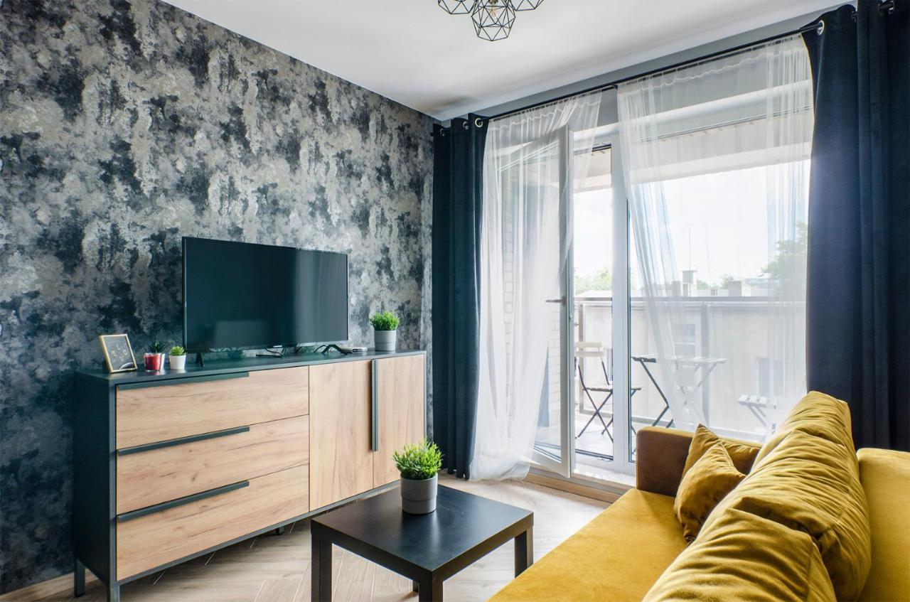 Aparthouse Fabryczna Лодзь Экстерьер фото